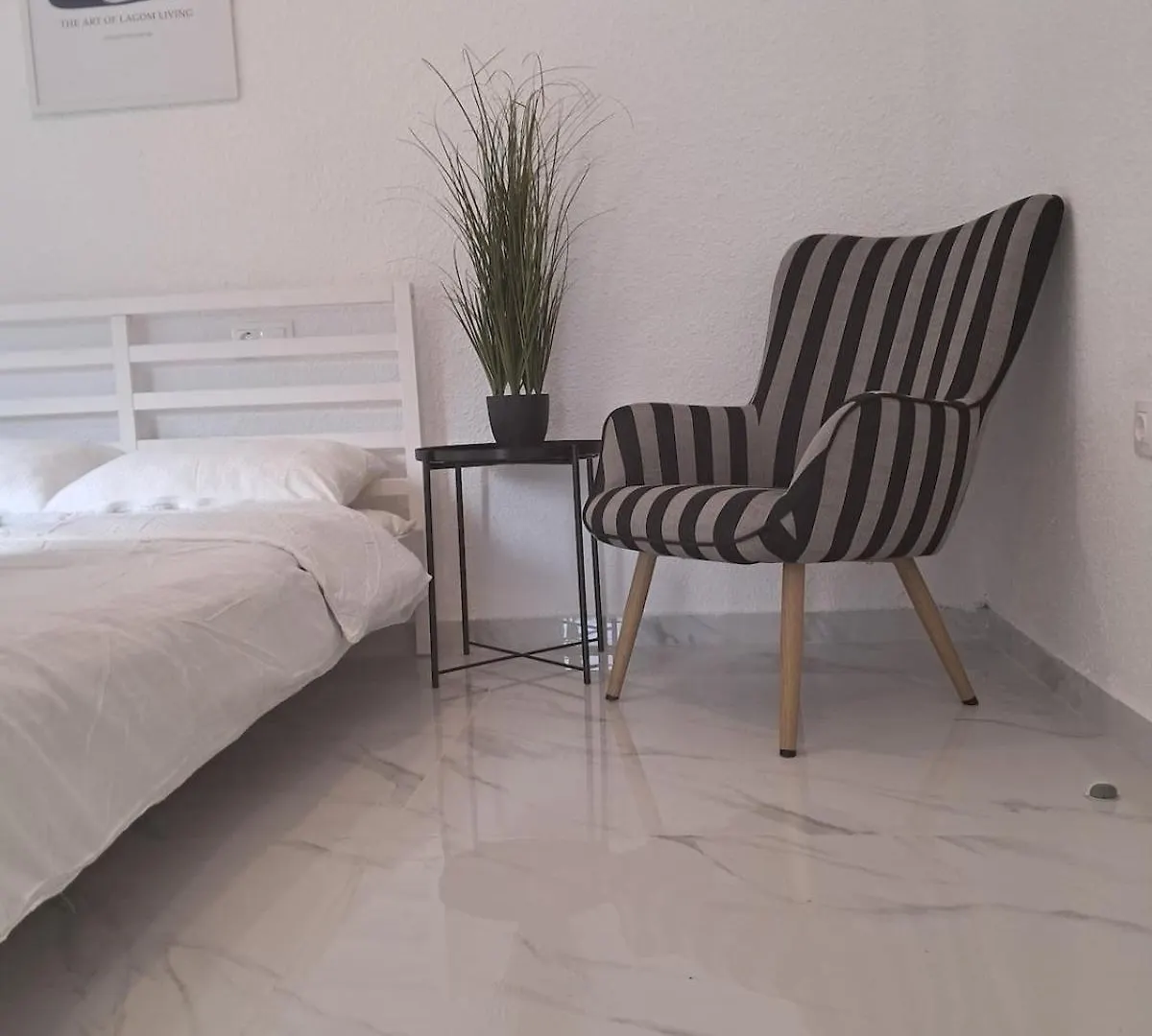 Funky, Cute Flat Close T Center Thessaloniki Apartment